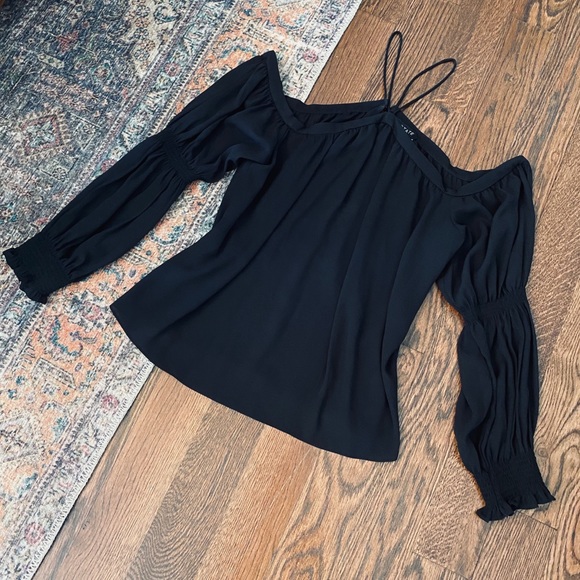 1. STATE Top - Picture 2 of 4